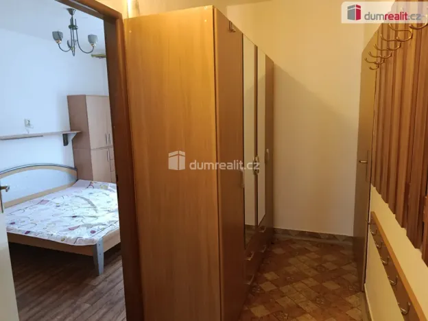 Pronájem bytu 2+kk, Praha - Kbely, Toužimská, 56 m2