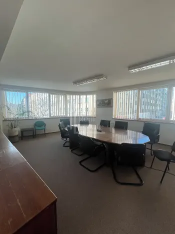 Pronájem kanceláře, Praha - Vršovice, Přípotoční, 160 m2