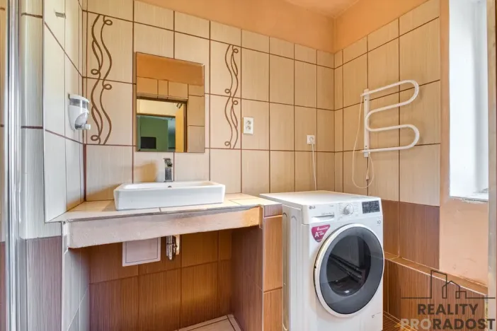 Prodej rodinného domu, Paskov, Komenského nábřeží, 280 m2