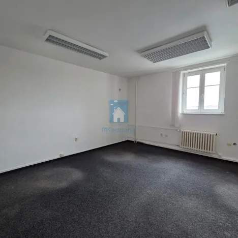 Pronájem kanceláře, Plzeň, Hálkova, 125 m2