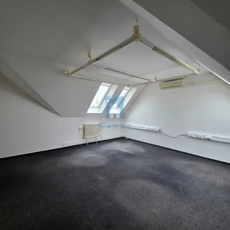 Pronájem bytu 4+1, Plzeň, Hálkova, 104 m2