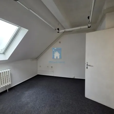 Pronájem kanceláře, Plzeň, Hálkova, 104 m2