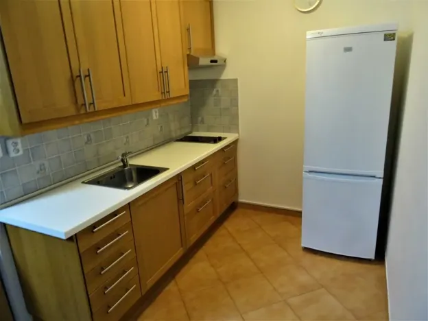 Pronájem bytu 1+kk, Praha - Střížkov, Roudnická, 33 m2