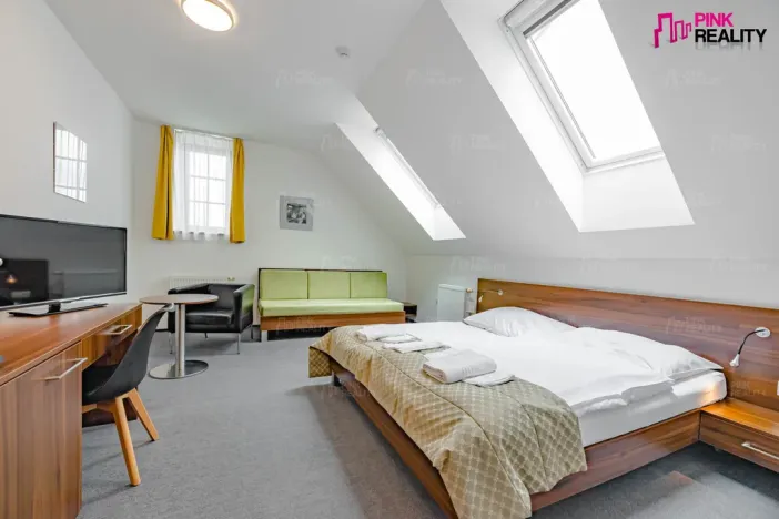 Prodej restaurace, Rychnov nad Kněžnou, Staré náměstí, 597 m2