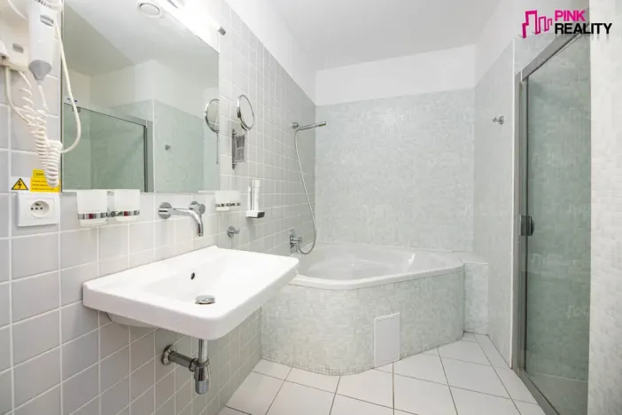 Prodej restaurace, Rychnov nad Kněžnou, Staré náměstí, 597 m2