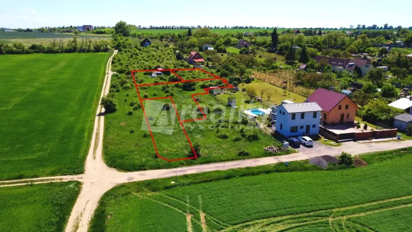 Prodej zahrady, Znojmo - Oblekovice, 790 m2