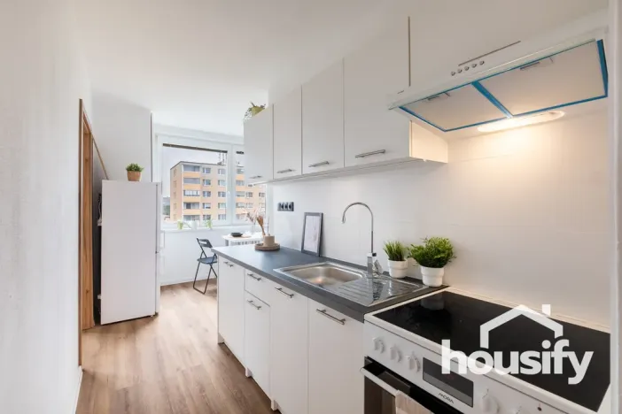 Prodej bytu 3+1, Znojmo, Dukelských bojovníků, 72 m2