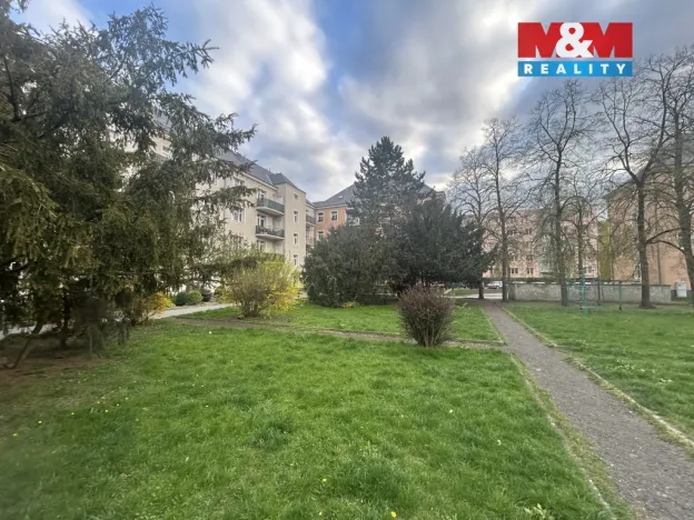 Pronájem bytu 1+1, Ústí nad Labem - Střekov, Kramoly, 46 m2