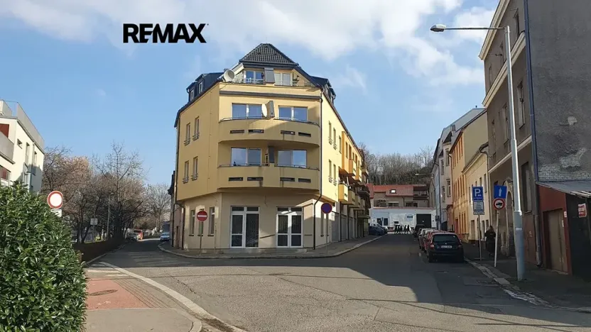 Pronájem bytu 1+kk, Praha - Michle, Magistrů, 27 m2