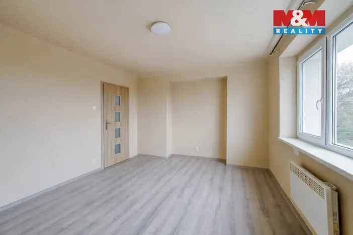 Prodej bytu 3+1, Mariánské Lázně - Úšovice, Ke Kasárnům, 63 m2