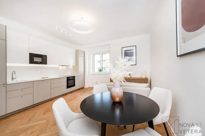 Prodej bytu 2+kk, Praha - Holešovice, U městských domů, 50 m2