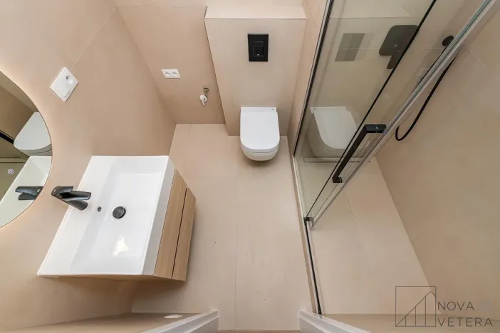 Prodej bytu 2+kk, Praha - Holešovice, U městských domů, 50 m2