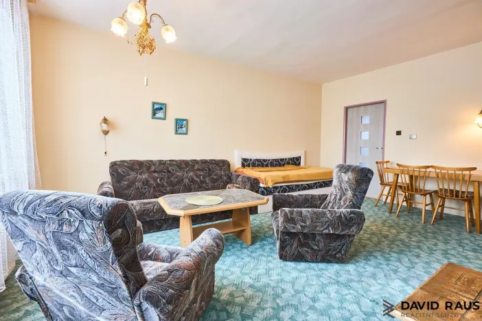 Prodej rodinného domu, Hrušovany u Brna, Žižkova, 232 m2