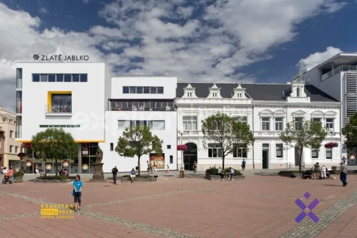 Pronájem obchodního prostoru, Zlín, náměstí Míru, 55 m2