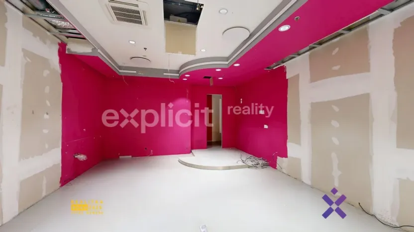 Pronájem obchodního prostoru, Zlín, náměstí Míru, 55 m2