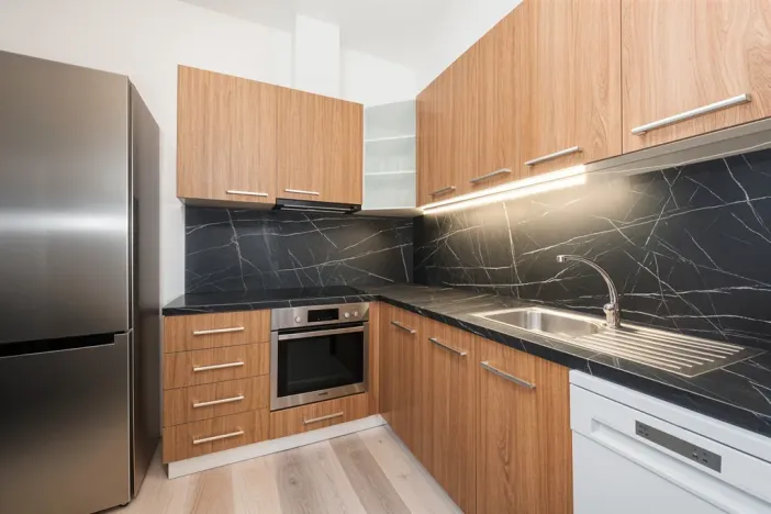 Prodej bytu 2+kk, Brno - Jehnice, náměstí 3. května, 80 m2