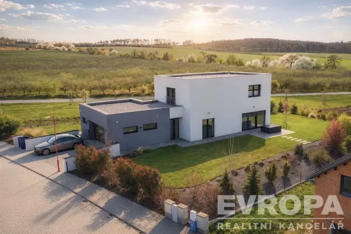 Prodej rodinného domu, Červené Pečky, 229 m2