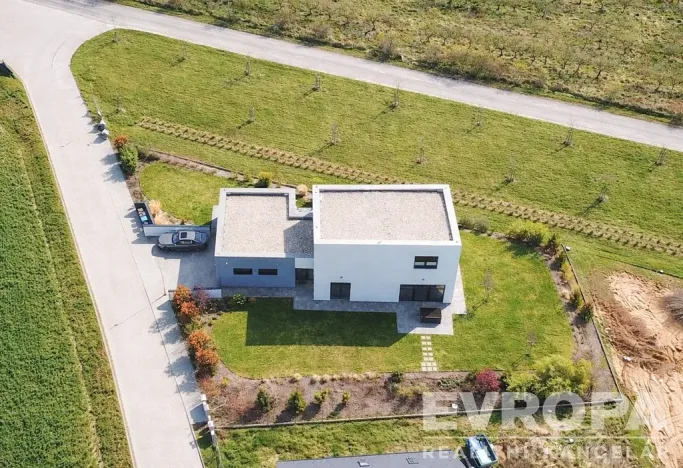 Prodej rodinného domu, Červené Pečky, 229 m2