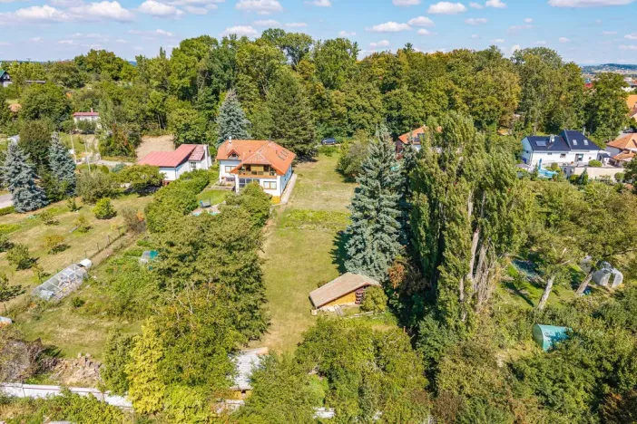 Prodej pozemku pro bydlení, Holice, Pod Parkem, 1775 m2