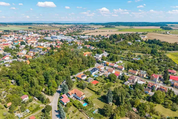 Prodej pozemku pro bydlení, Holice, Pod Parkem, 1775 m2