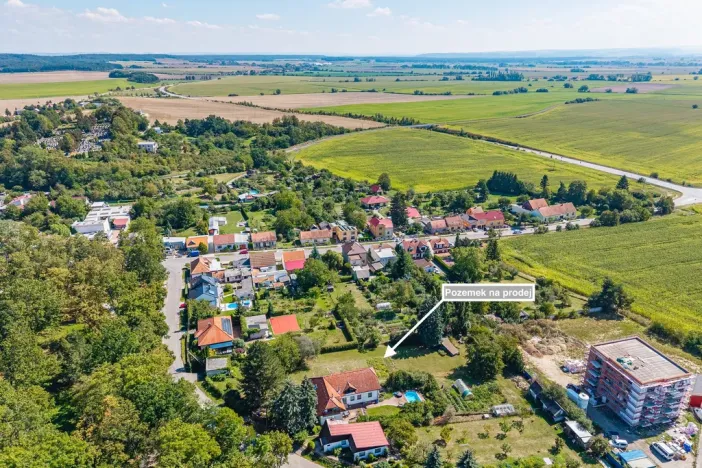 Prodej pozemku pro bydlení, Holice, Pod Parkem, 1775 m2