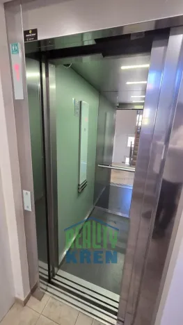 Prodej bytu 2+kk, Praha - Hlubočepy, Pivcova, 41 m2