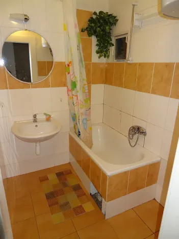 Pronájem bytu 3+1, Praha - Smíchov, Ke Koulce, 81 m2