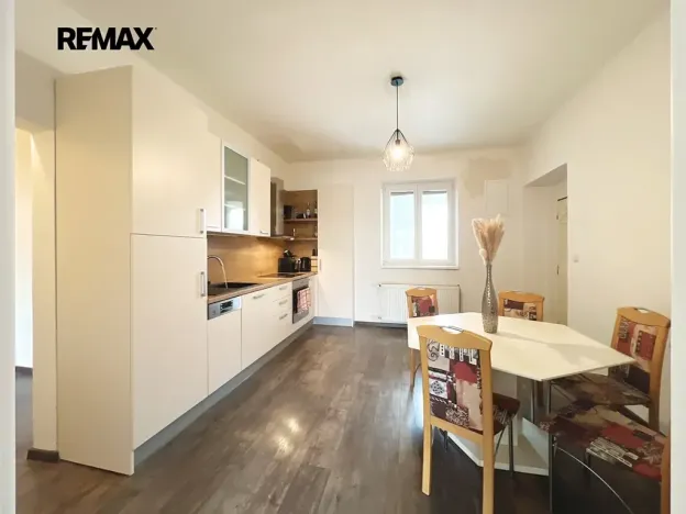 Prodej činžovního domu, Praha - Ďáblice, Kokořínská, 1880 m2