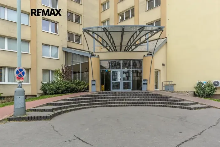 Prodej bytu 2+kk, Praha - Střížkov, Děčínská, 45 m2