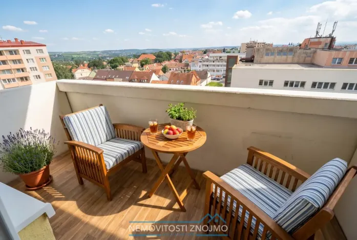 Prodej bytu 2+1, Znojmo, Pražská, 63 m2