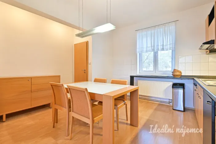 Pronájem bytu 3+kk, Brno, Soběšická, 80 m2