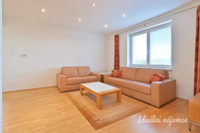 Pronájem bytu 3+kk, Brno, Soběšická, 80 m2