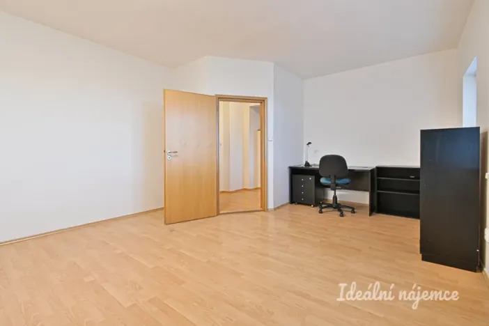 Pronájem bytu 3+kk, Brno, Soběšická, 80 m2