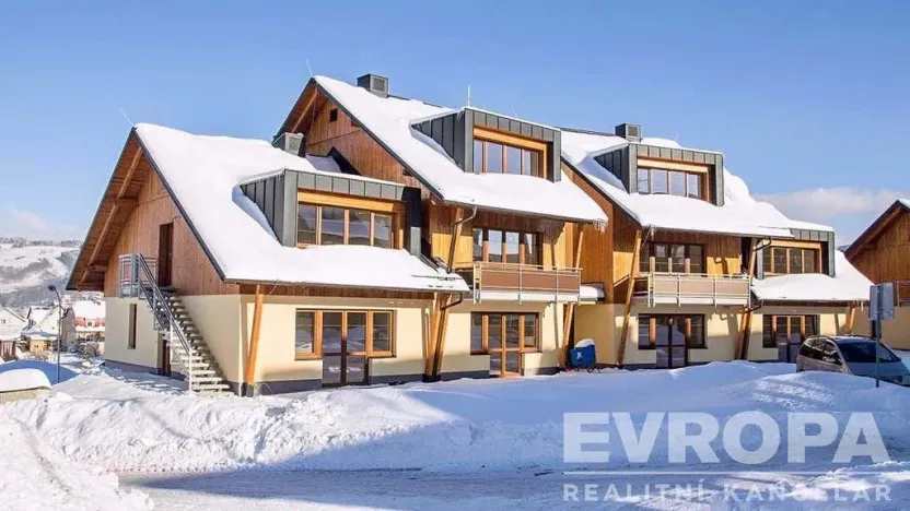 Pronájem bytu 3+kk, Vrchlabí, Na Výšině, 71 m2