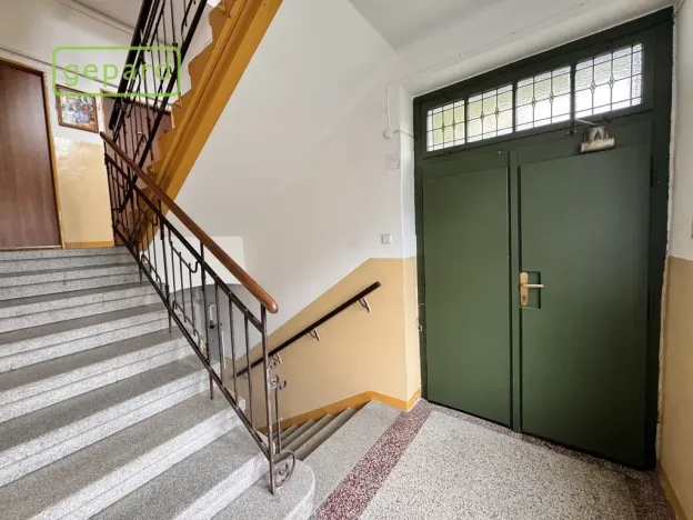 Pronájem bytu 1+1, Karlovy Vary, Moskevská, 49 m2