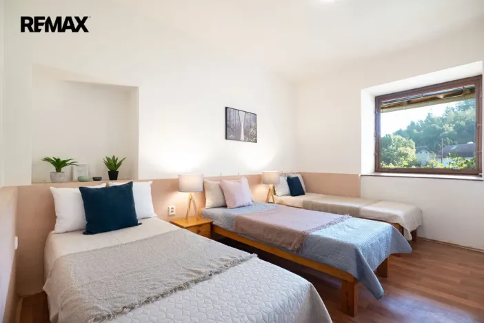 Prodej rodinného domu, Kundratice, 770 m2