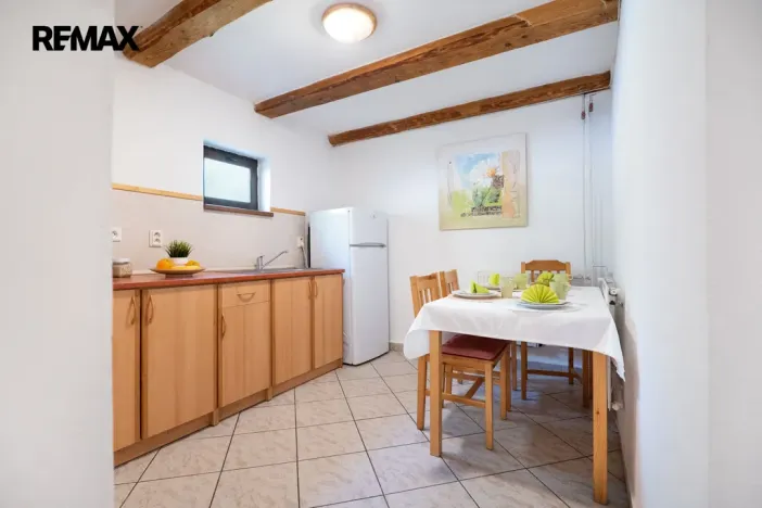 Prodej rodinného domu, Kundratice, 770 m2