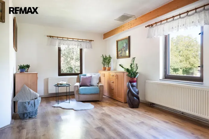 Prodej rodinného domu, Kundratice, 770 m2