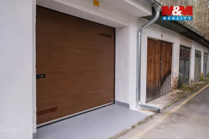 Prodej garáže, Karlovy Vary, 17 m2