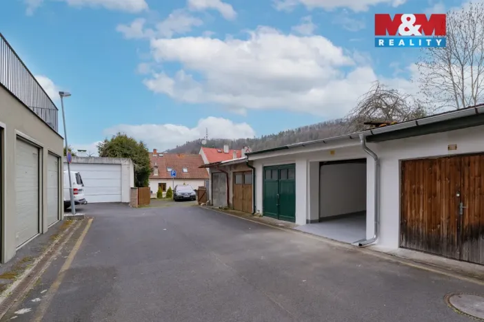 Prodej garáže, Karlovy Vary, 17 m2