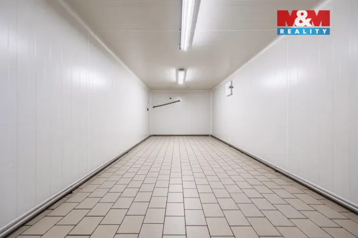 Pronájem skladu, Nymburk, Jičínská, 320 m2