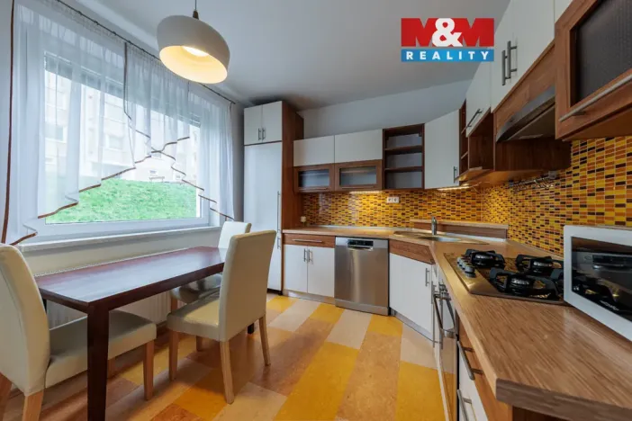 Pronájem bytu 3+1, Sokolov, Slovenská, 76 m2