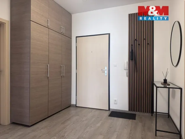 Prodej bytu 2+kk, Ostrava, Jantarová, 56 m2