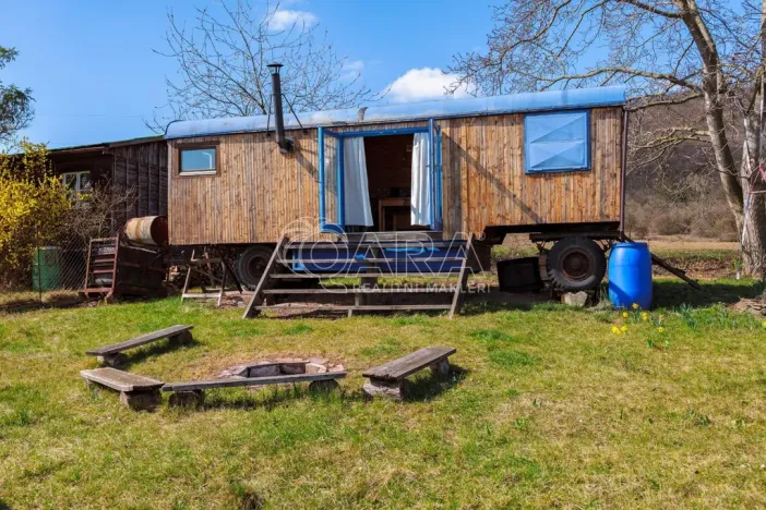 Prodej zahrady, Lhotka nad Labem, 1403 m2