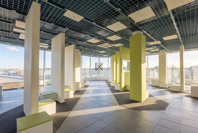 Pronájem kanceláře, Průhonice, Uhříněveská, 3300 m2