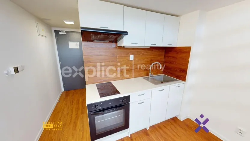 Pronájem bytu 1+kk, Zlín, Devadesátá, 29 m2
