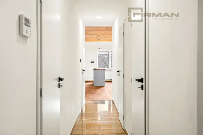 Prodej atypického bytu, Praha - Zbraslav, Elišky Přemyslovny, 110 m2