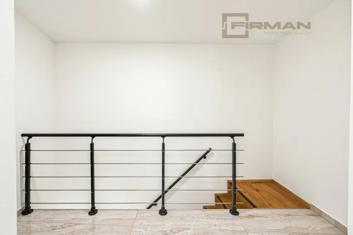 Prodej atypického bytu, Praha - Zbraslav, Elišky Přemyslovny, 110 m2