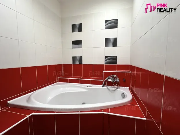 Pronájem bytu 2+1, Rychnov nad Kněžnou, Na Trávníku, 63 m2