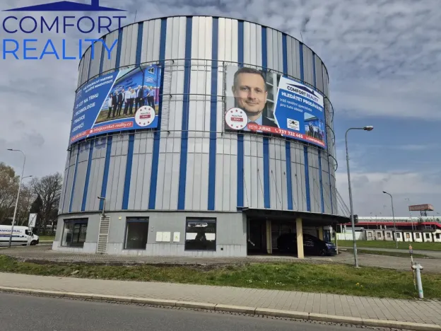 Pronájem obchodního prostoru, Ostrava - Svinov, Fibichova, 78 m2